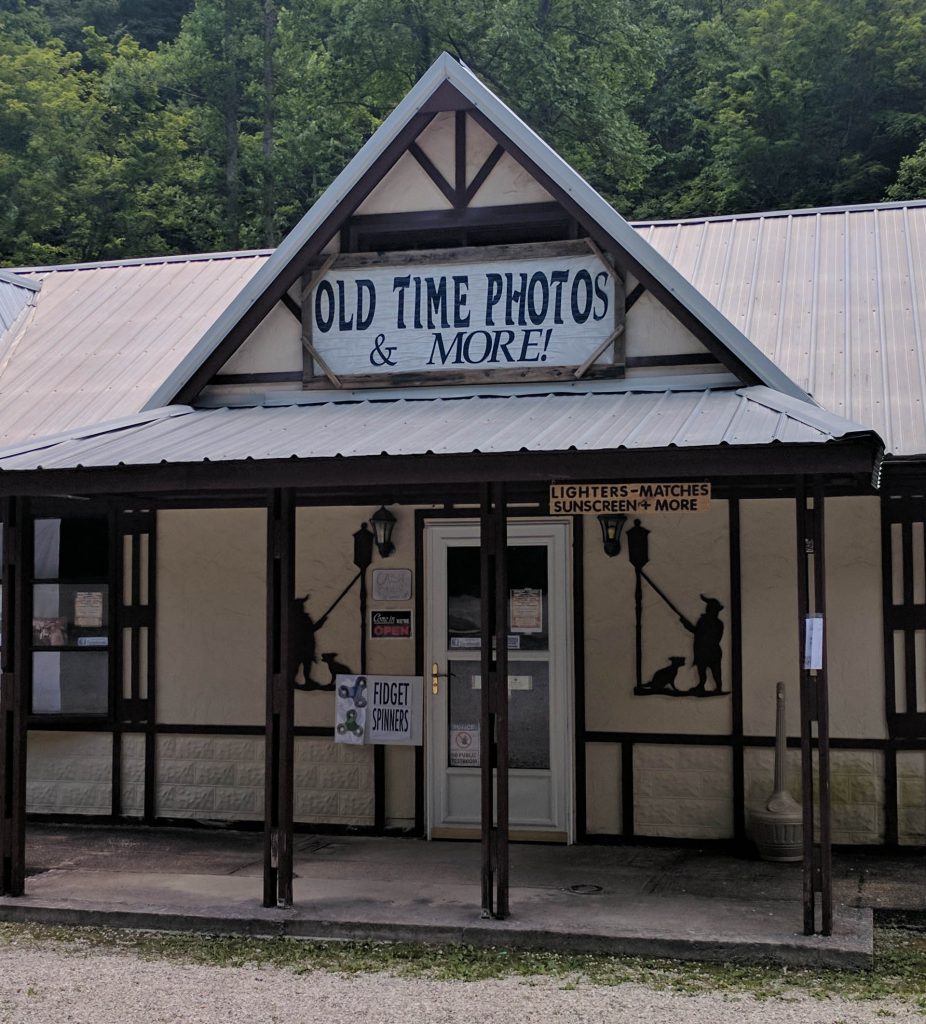 OldTimePhotos - Slade KentuckySlade Kentucky